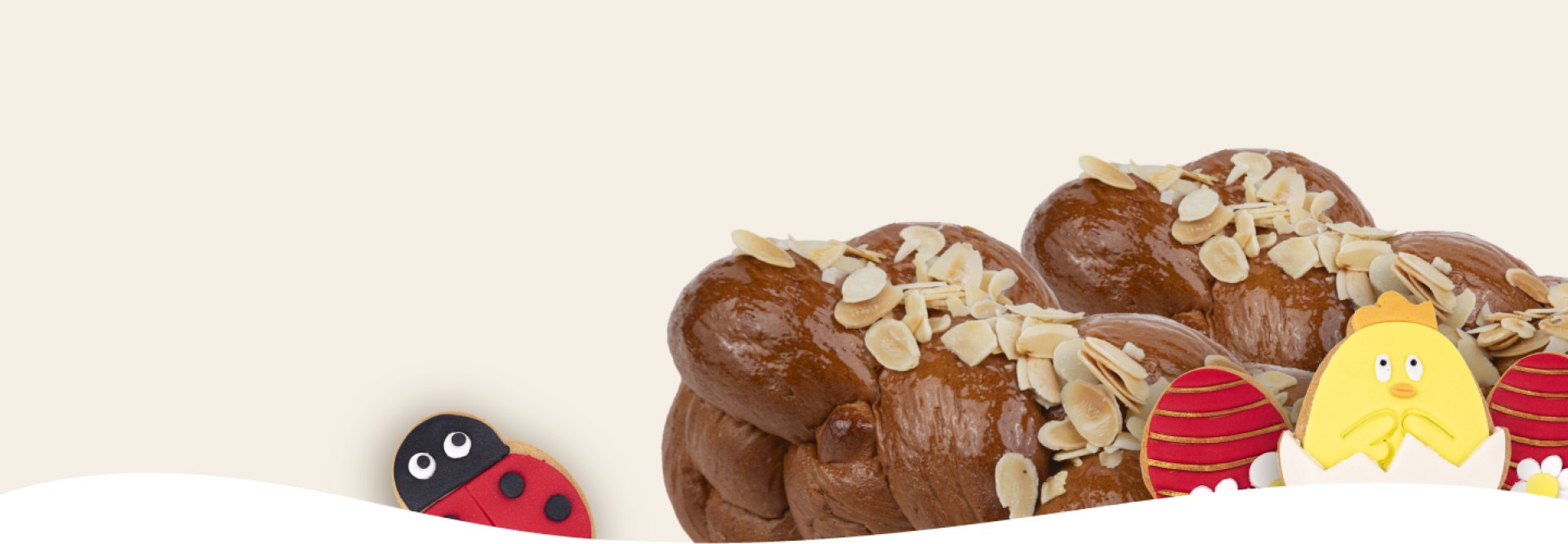 Πασχαλινά τσουρέκια και μπισκότα Moka